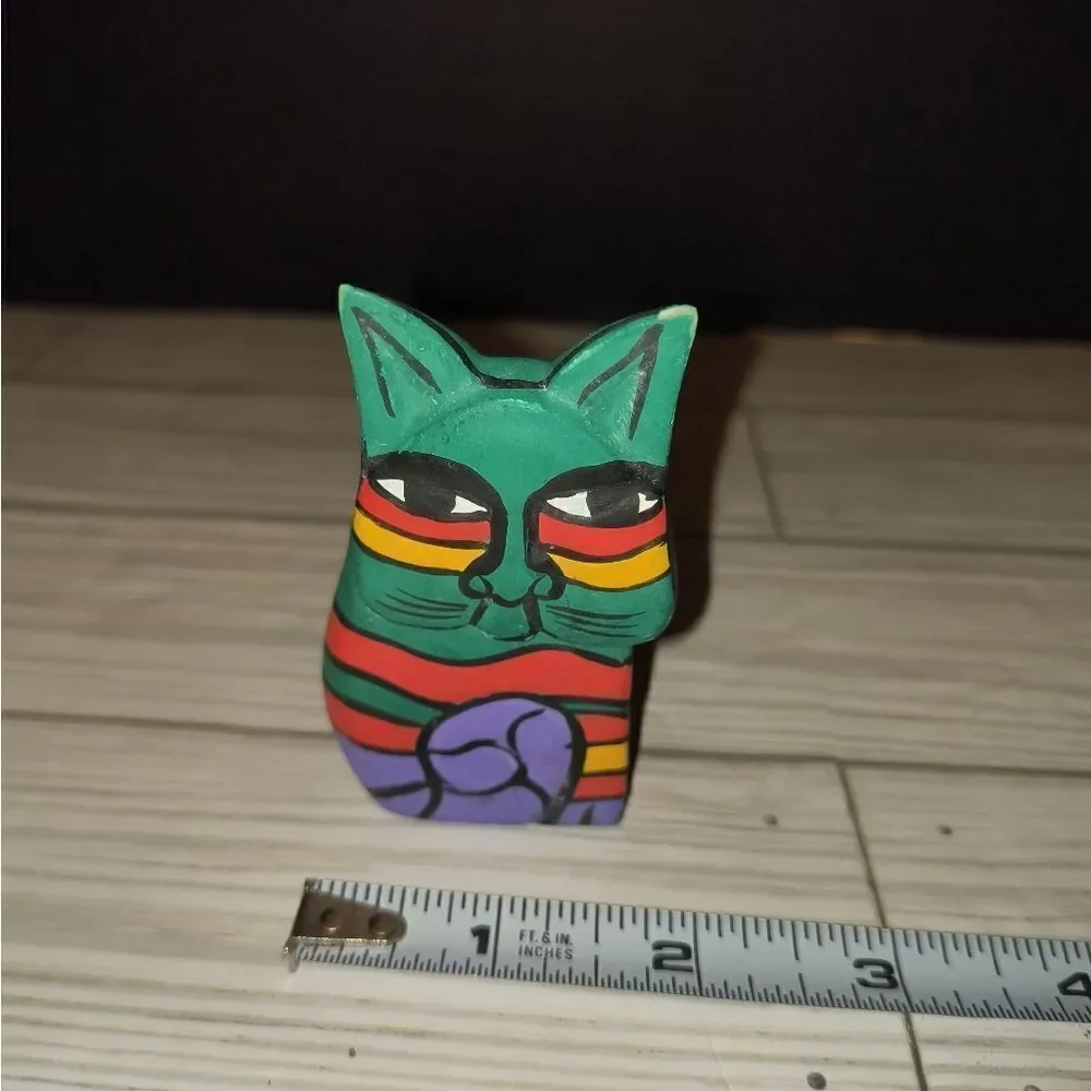 Folk Art Carved Wood Hand Painted Cat Figure Multicolor Decor 3'in Tall - Picture 8 of 8